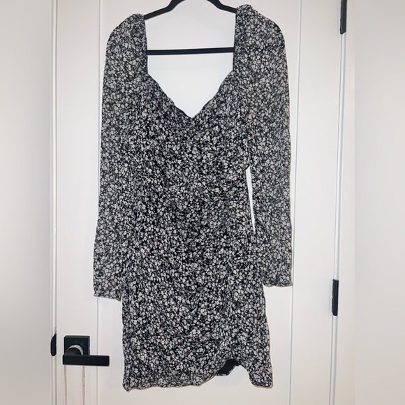 ASTR The Label Ruched Black White Floral Sweetheart Mini Dress Womens Size XL - Picture 6 of 13